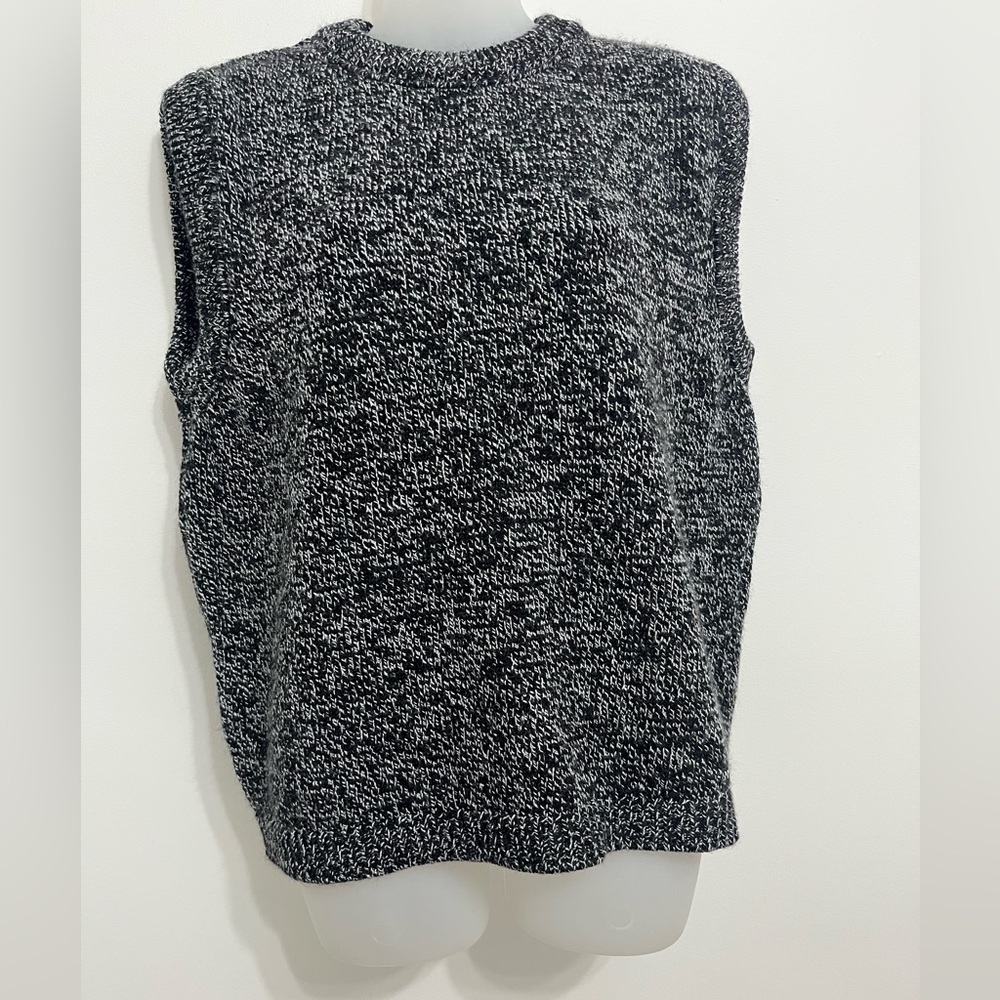 Zara black and white knit sweater vest.